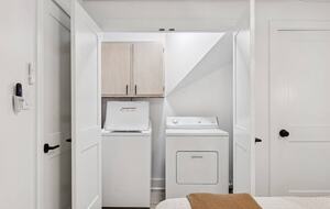 A Luxe Lakefront Escape Above Tim’s Ford - Winchester, Tennessee