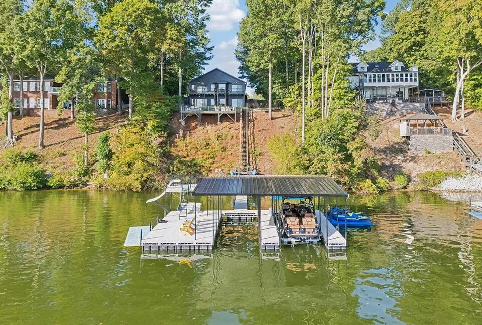 A Luxe Lakefront Escape Above Tim’s Ford - Winchester, Tennessee