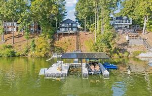 A Luxe Lakefront Escape Above Tim’s Ford - Winchester, Tennessee
