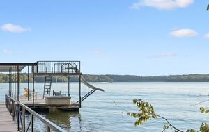 A Luxe Lakefront Escape Above Tim’s Ford - Winchester, Tennessee