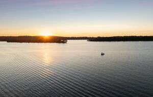 A Luxe Lakefront Escape Above Tim’s Ford - Winchester, Tennessee
