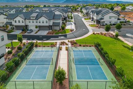 Luxury Pool & Play Getaway near Snow Canyon - Santa Clara, Utah