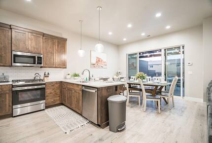 Luxury Pool & Play Getaway near Snow Canyon - Santa Clara, Utah