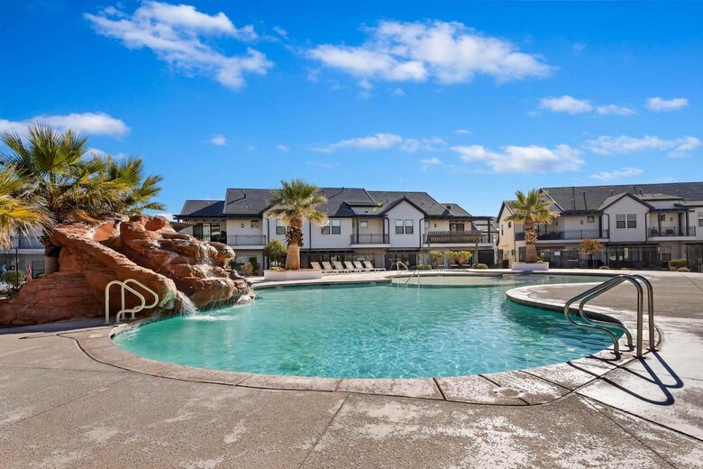 Luxury Pool & Play Getaway near Snow Canyon - Santa Clara, Utah