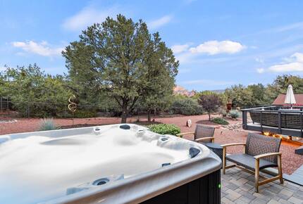 Red Rock Wellness Retreat with Private Guest House - Sedona, Arizona