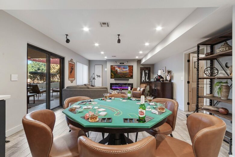 Red Rock Wellness Retreat with Private Guest House - Sedona, Arizona