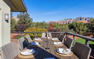 Red Rock Wellness Retreat with Private Guest House - Sedona, Arizona