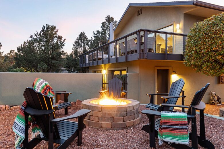 Red Rock Wellness Retreat with Private Guest House - Sedona, Arizona