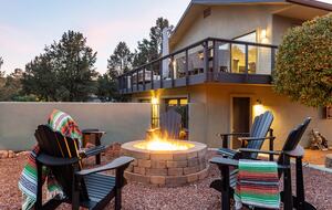 Red Rock Wellness Retreat with Private Guest House - Sedona, Arizona