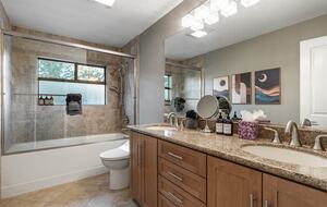 Red Rock Wellness Retreat with Private Guest House - Sedona, Arizona