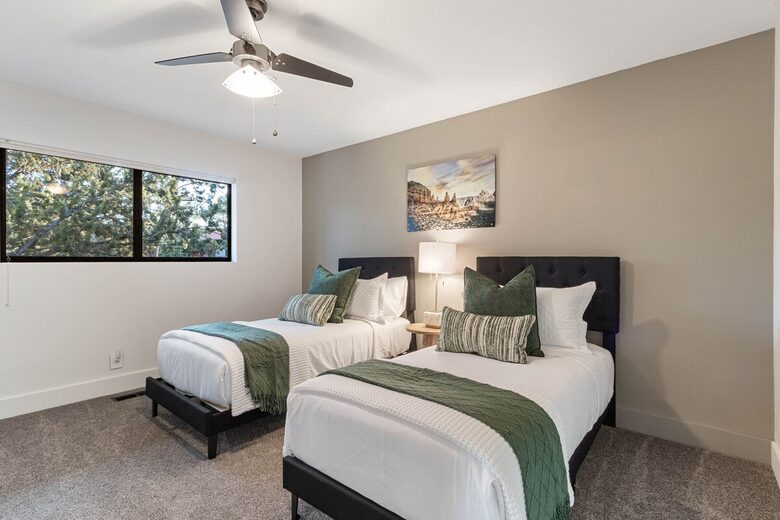 Red Rock Wellness Retreat with Private Guest House - Sedona, Arizona