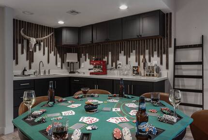 Red Rock Wellness Retreat with Private Guest House - Sedona, Arizona