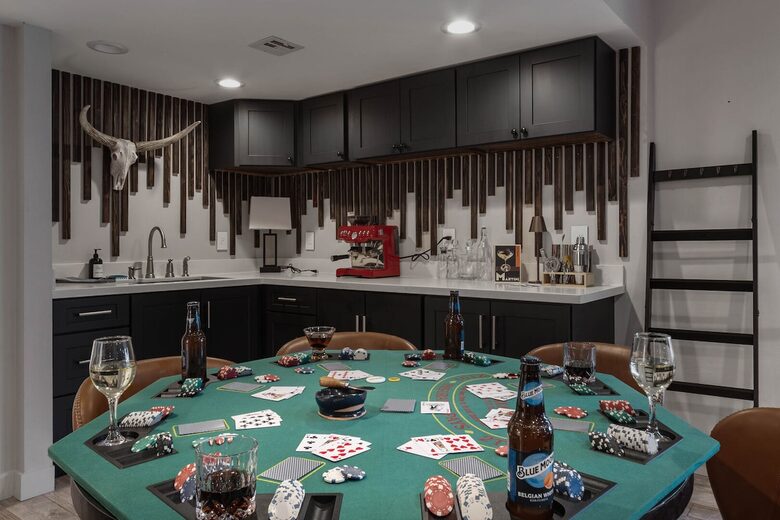 Red Rock Wellness Retreat with Private Guest House - Sedona, Arizona