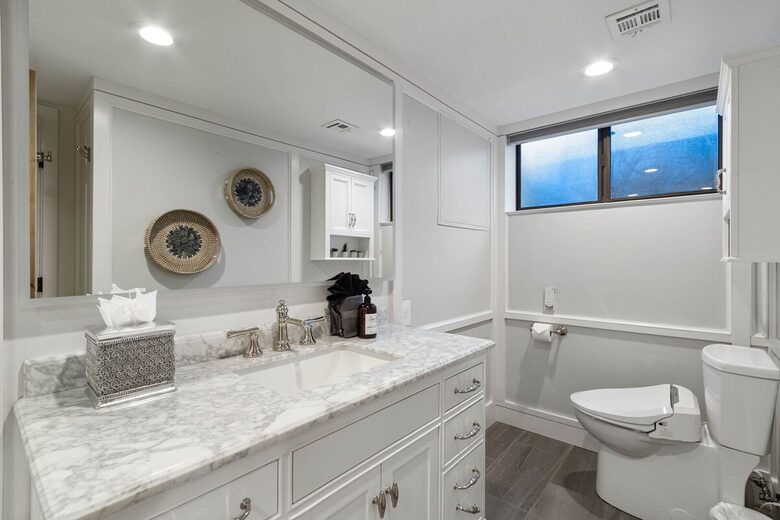 Red Rock Wellness Retreat with Private Guest House - Sedona, Arizona