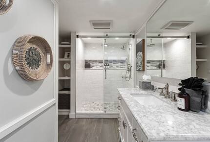 Red Rock Wellness Retreat with Private Guest House - Sedona, Arizona