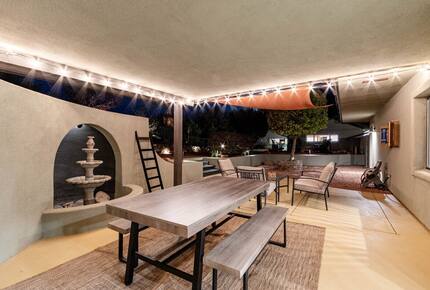 Red Rock Wellness Retreat with Private Guest House - Sedona, Arizona