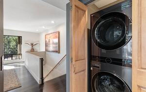 Red Rock Wellness Retreat with Private Guest House - Sedona, Arizona