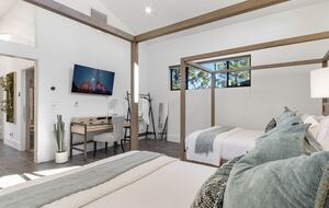 Red Rock Wellness Retreat with Private Guest House - Sedona, Arizona