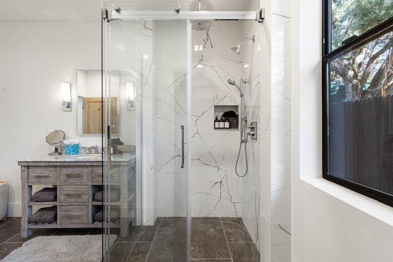 Red Rock Wellness Retreat with Private Guest House - Sedona, Arizona