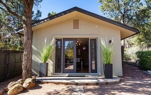 Red Rock Wellness Retreat with Private Guest House - Sedona, Arizona