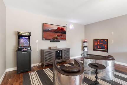 Red Rock Wellness Retreat with Private Guest House - Sedona, Arizona