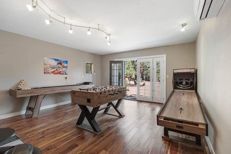 Red Rock Wellness Retreat with Private Guest House - Sedona, Arizona