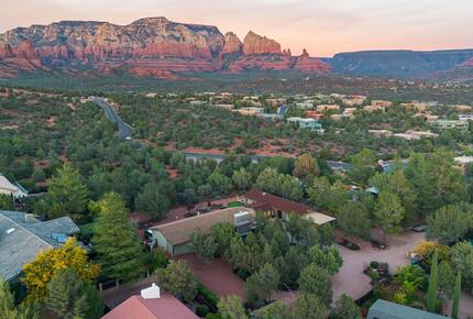 Red Rock Wellness Retreat with Private Guest House - Sedona, Arizona
