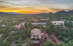 Red Rock Wellness Retreat with Private Guest House - Sedona, Arizona