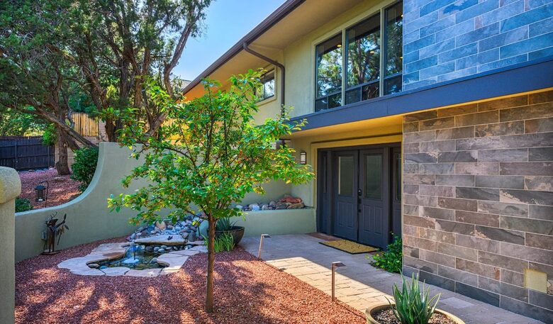 Red Rock Wellness Retreat with Private Guest House - Sedona, Arizona