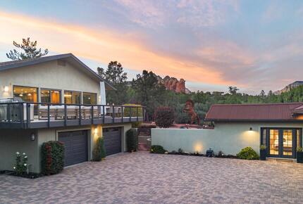 Red Rock Wellness Retreat with Private Guest House - Sedona, Arizona