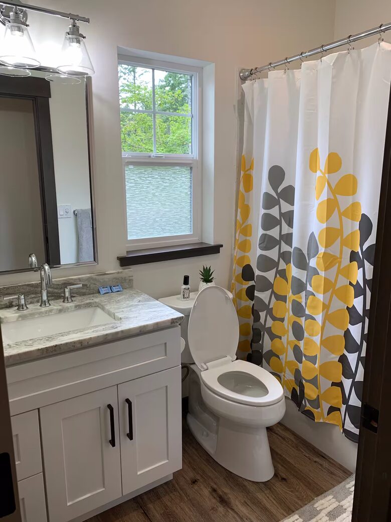 A Modern Alpine Chalet in the Heart of Packwood - Packwood, Washington