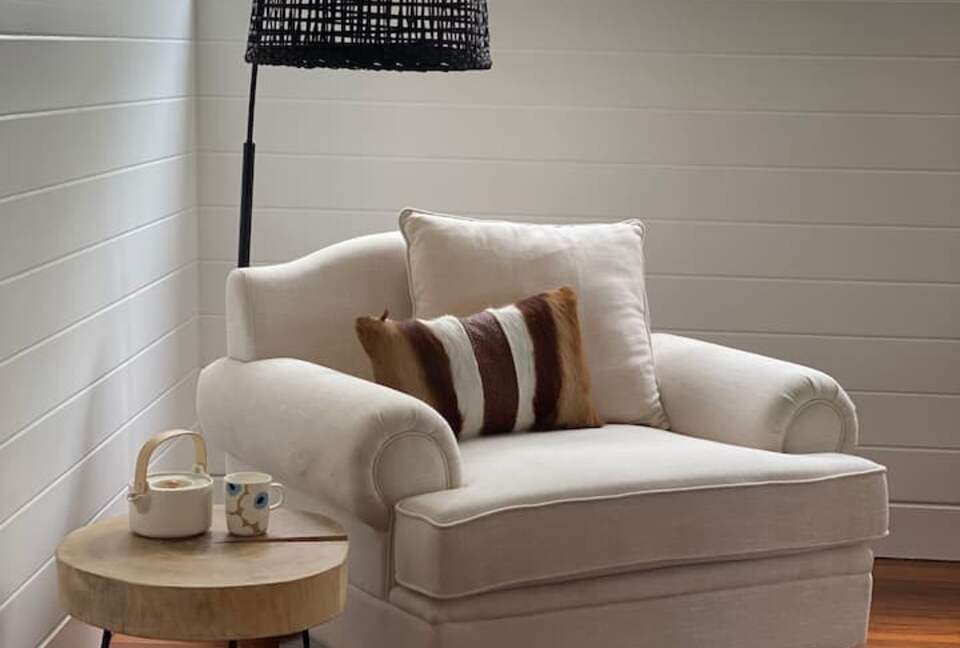 Riverfront Home Designed for Slow Days and Shared Rituals - Fosterton, Australia