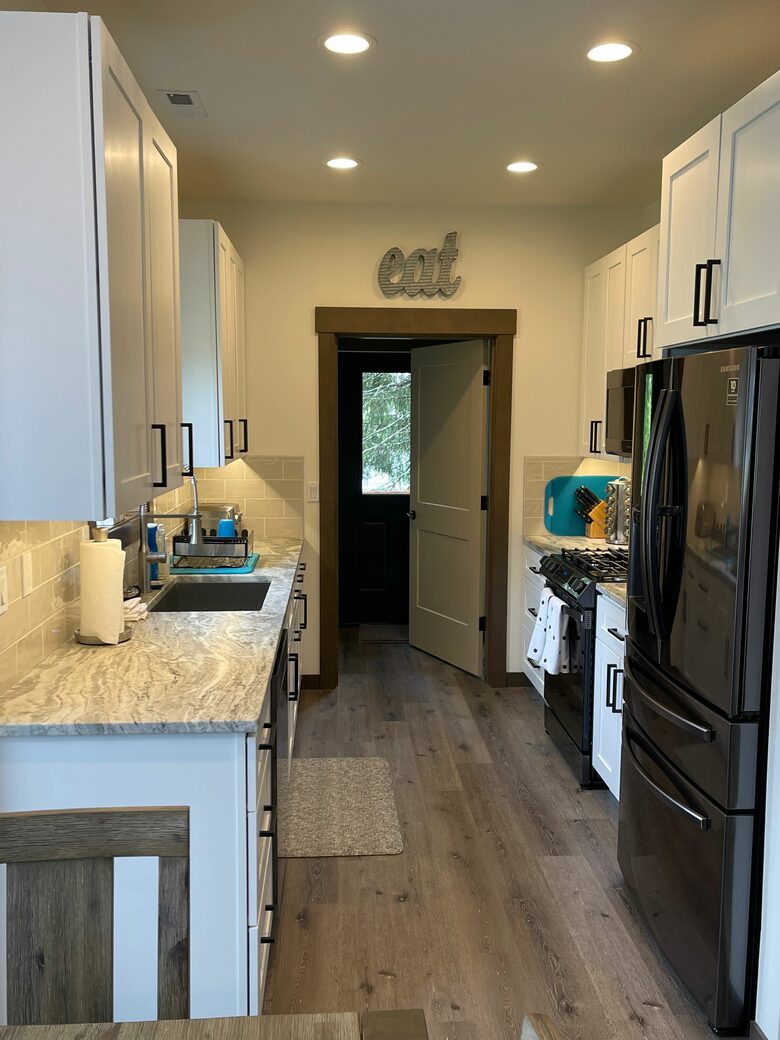 A Modern Alpine Chalet in the Heart of Packwood - Packwood, Washington