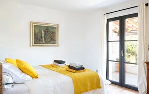 Sea-View Villa Above the Gulf of Saint-Tropez - Les Issambres, France