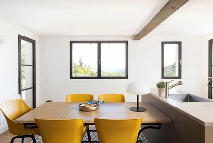 Sea-View Villa Above the Gulf of Saint-Tropez - Roquebrune Sur Argens, France