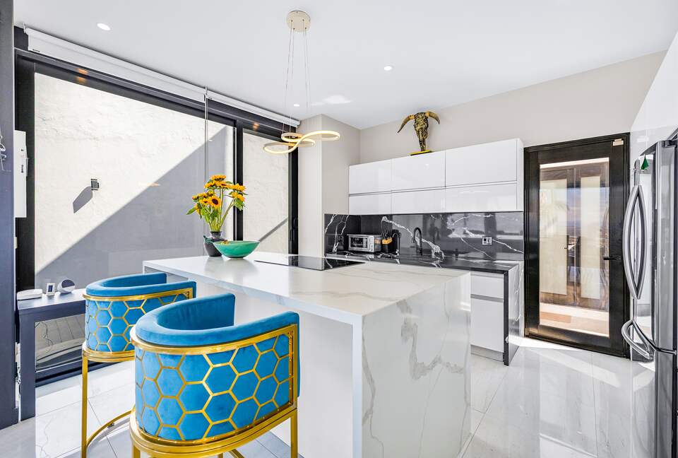 Front-Row Panorama over San Miguel - San Miguel de Allende, Mexico