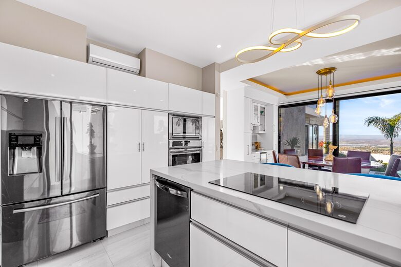 Front-Row Panorama over San Miguel - San Miguel de Allende, Mexico