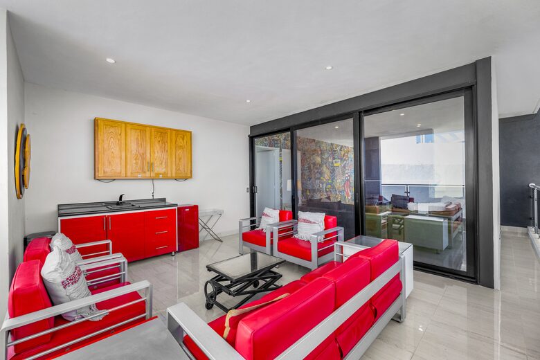 Front-Row Panorama over San Miguel - San Miguel de Allende, Mexico