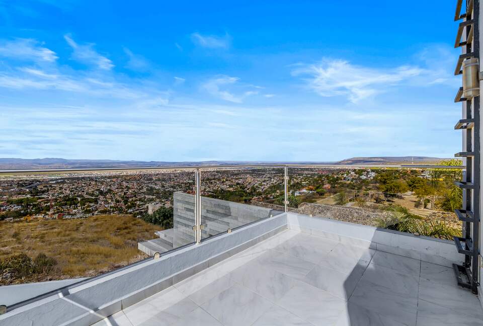 Front-Row Panorama over San Miguel - San Miguel de Allende, Mexico