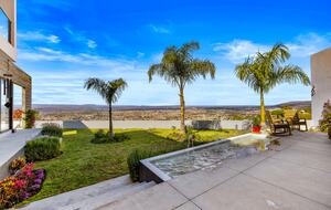 Front-Row Panorama over San Miguel - San Miguel de Allende, Mexico