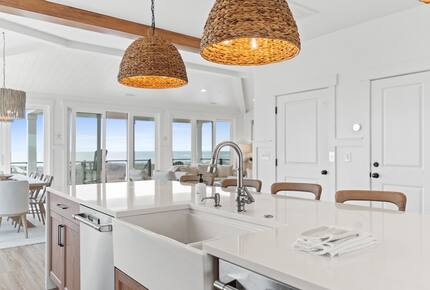 Luxury Ocean & Sound Escape Steps from The Point - Oak Island, North Carolina