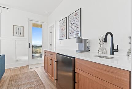 Luxury Ocean & Sound Escape Steps from The Point - Oak Island, North Carolina