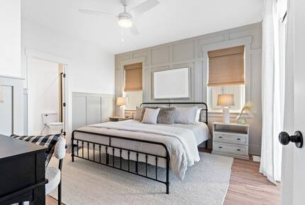 Luxury Ocean & Sound Escape Steps from The Point - Oak Island, North Carolina