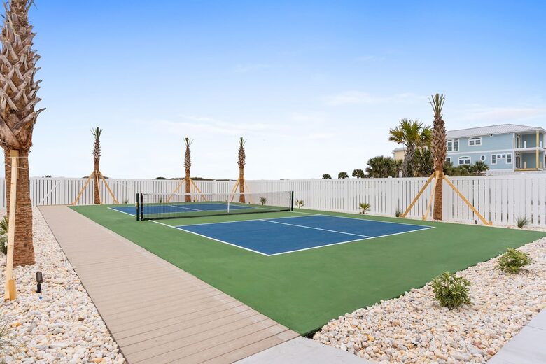 Luxury Ocean & Sound Escape Steps from The Point - Oak Island, North Carolina