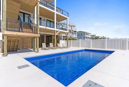 Luxury Ocean & Sound Escape Steps from The Point - Oak Island, North Carolina