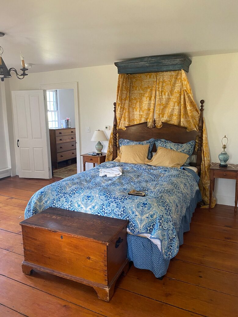 1792 Vermont Farmhouse Escape - Westminster, Vermont