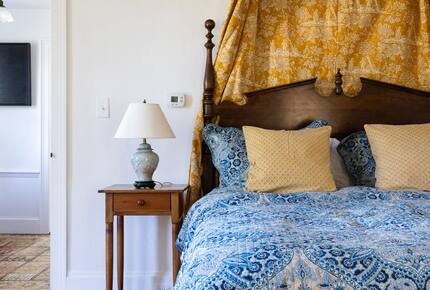 1792 Vermont Farmhouse Escape - Westminster, Vermont