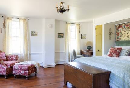 1792 Vermont Farmhouse Escape - Westminster, Vermont