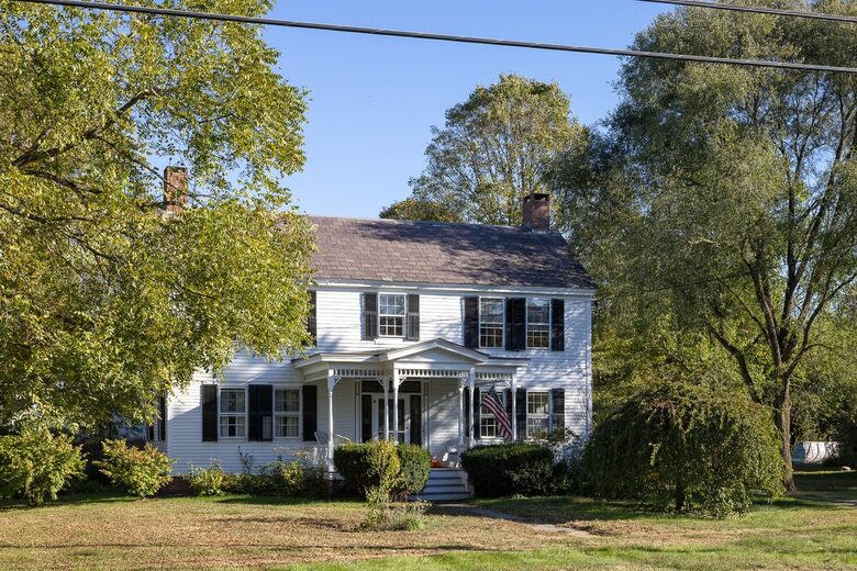 1792 Vermont Farmhouse Escape - Westminster, Vermont