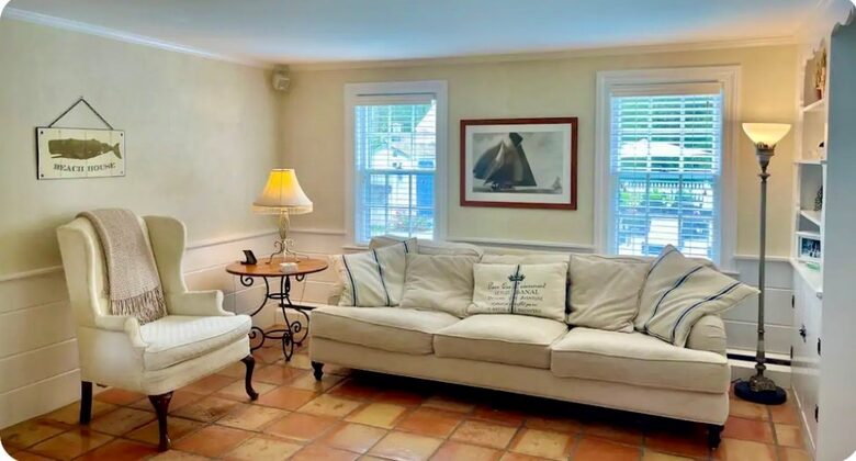 Une retraite classique à Falmouth, à deux pas de la plage - East Falmouth, Massachusetts